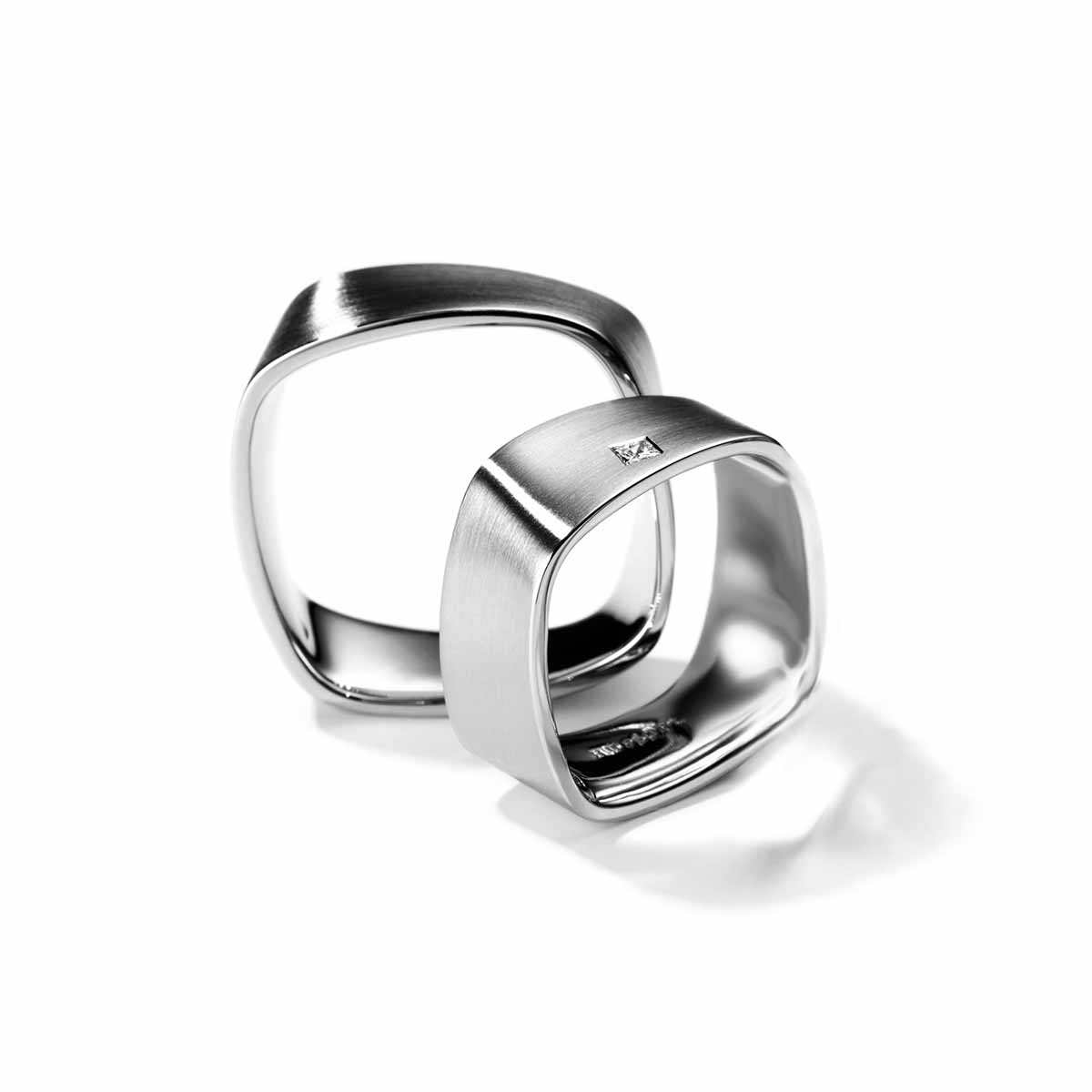 Torsione Wedding Ring Type 2 HIM
